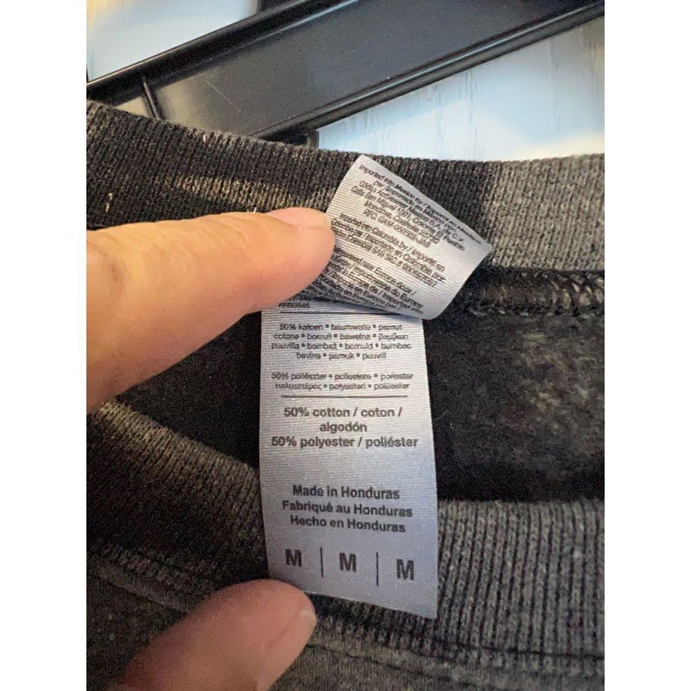 Sweatshirt   - Picture 4 of 4